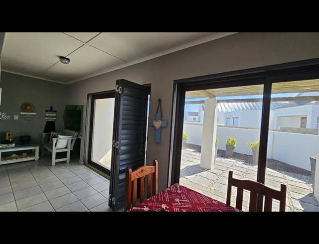 3 BEDROOM HOUSE FOR SALE IN BRITANNIA BAY